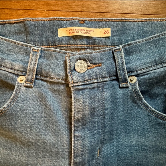LEVI’S classic Bermuda shorts - Picture 7 of 14